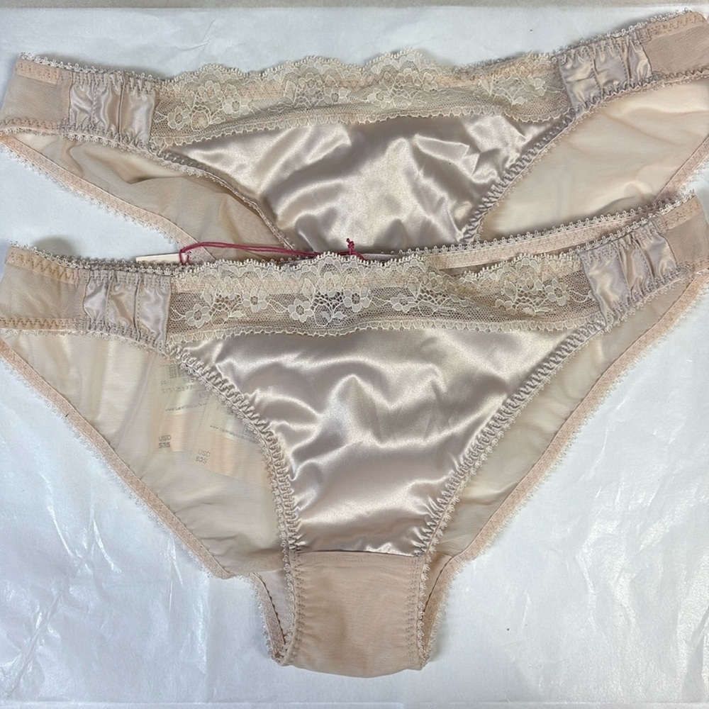 Stella McCartney Penny Buzzing Lace Trim Panties Lot of 2 Nude Pink Size Medium